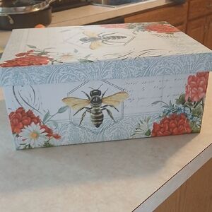 Floral Bee Decorative Box